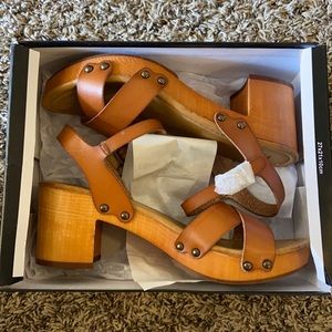 Mia wood heel sandals size 7.5. (More like a 7)Brand new 3” heel